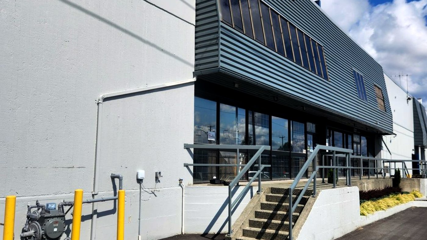 Guillevin / Lordco Distribution Facility